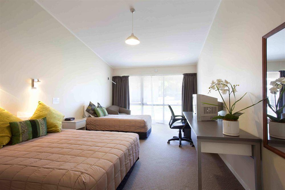Hostel Kiwi Airport Backpackers Auckland Zewnętrze zdjęcie