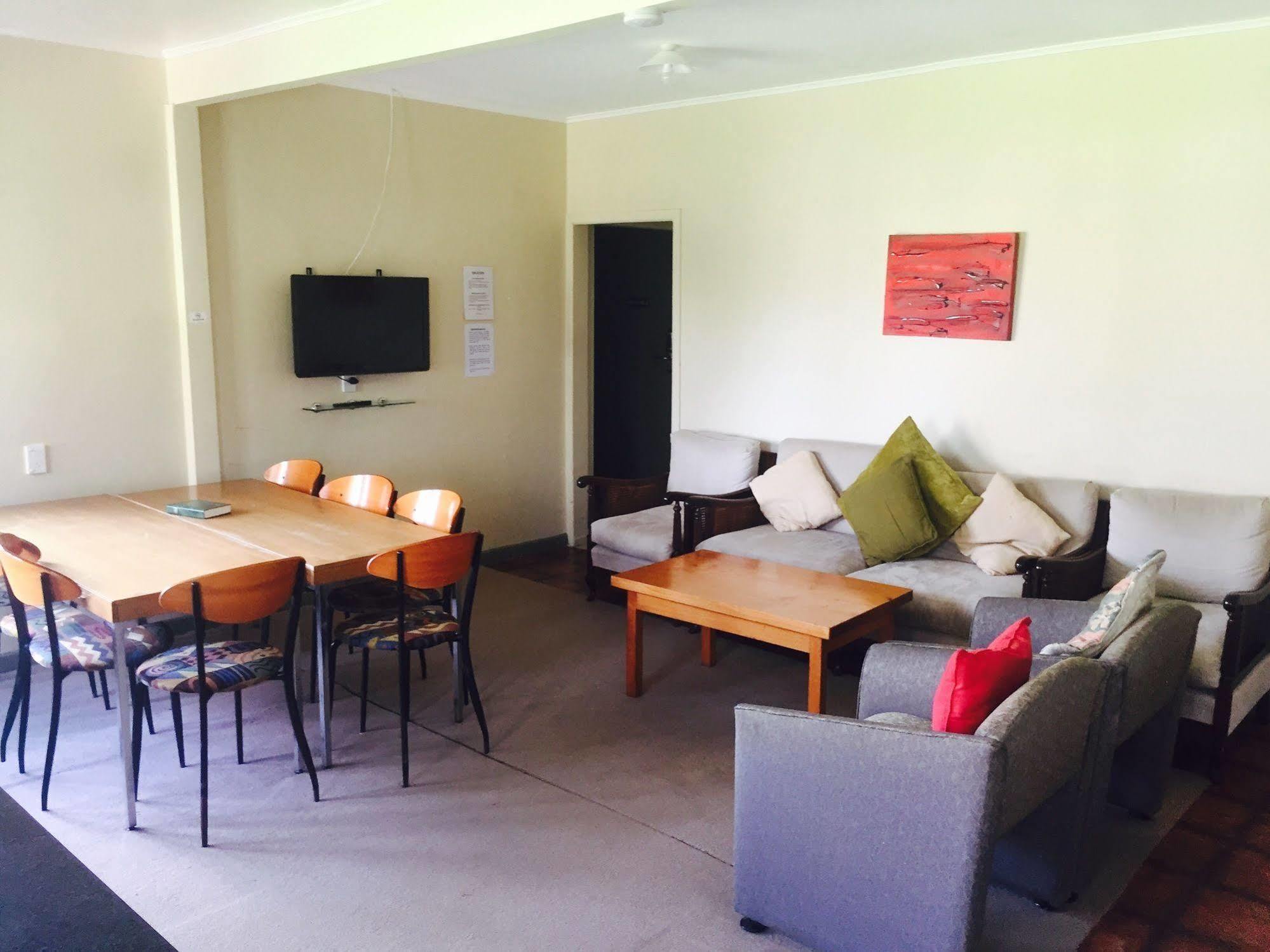 Hostel Kiwi Airport Backpackers Auckland Zewnętrze zdjęcie