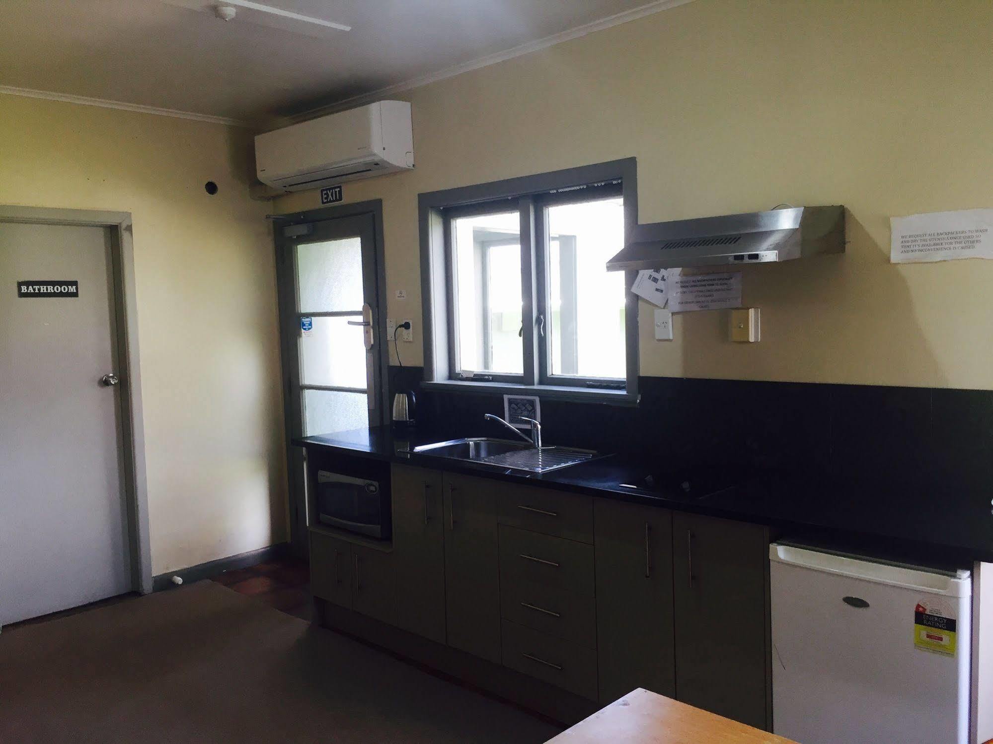 Hostel Kiwi Airport Backpackers Auckland Zewnętrze zdjęcie